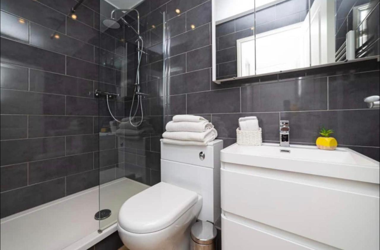 Beautiful 1Bd Apartment On The King'S Road Chelsea London Exterior foto